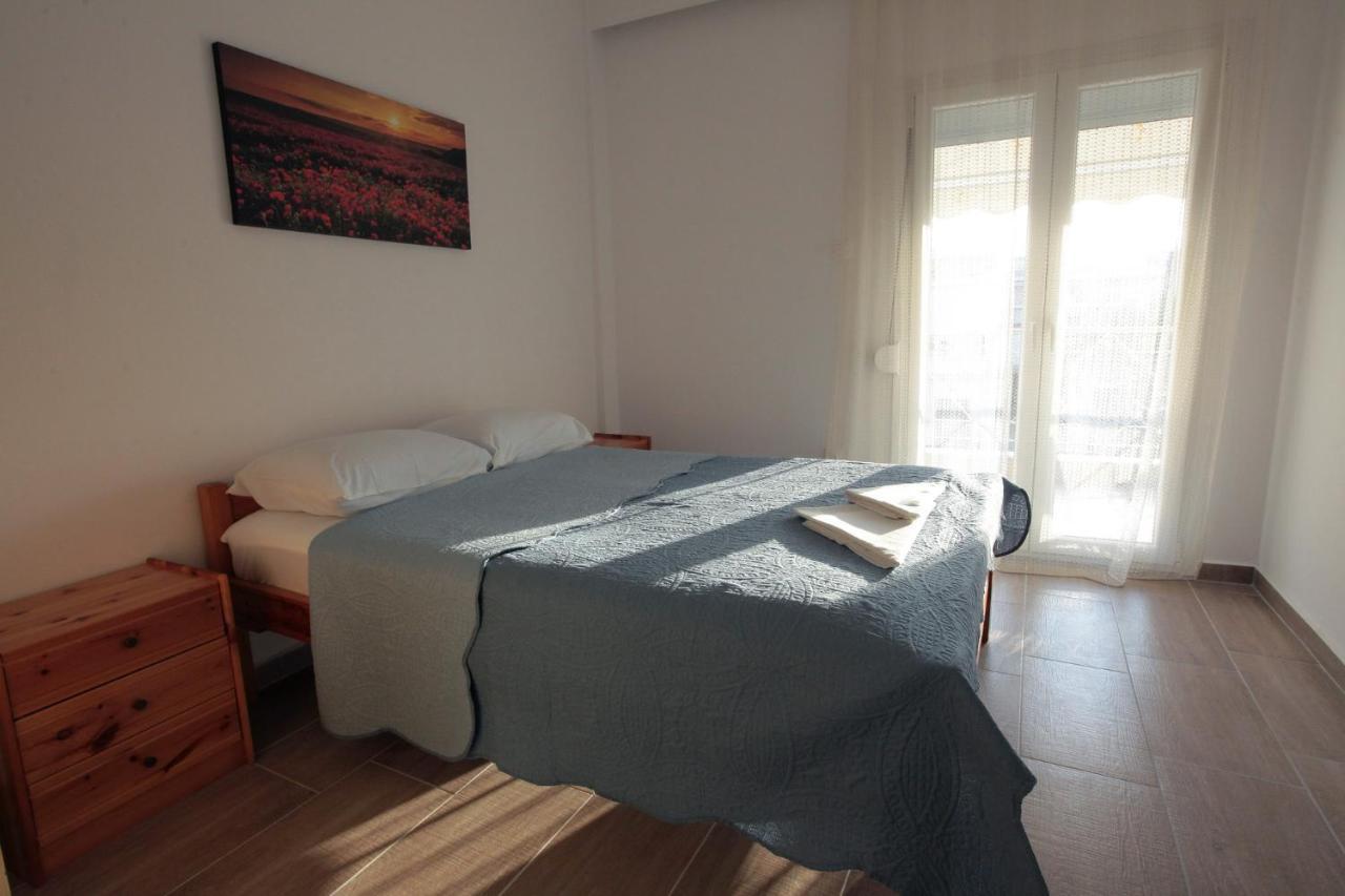 Apartment Chrisandro Nea Kallikrateia 外观 照片