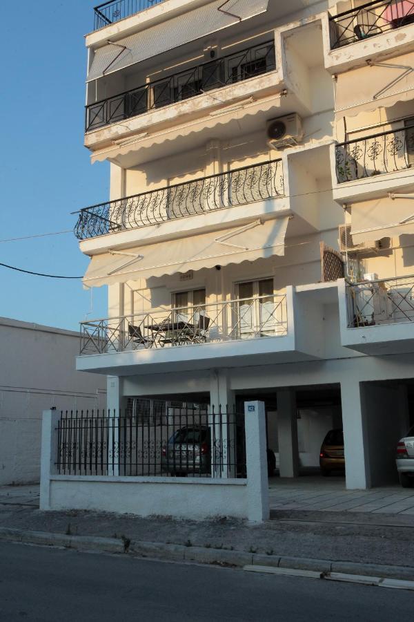 Apartment Chrisandro Nea Kallikrateia 外观 照片