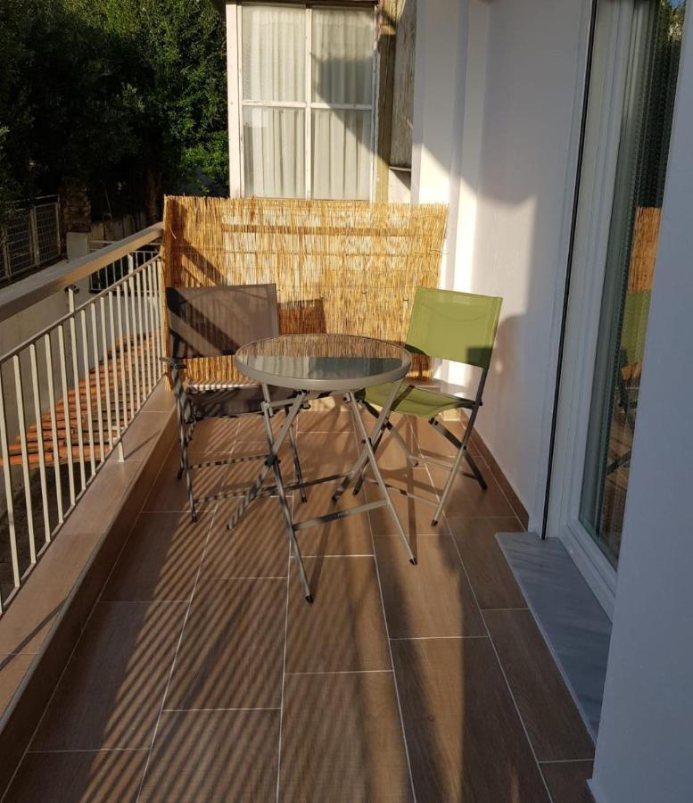Apartment Chrisandro Nea Kallikrateia 外观 照片